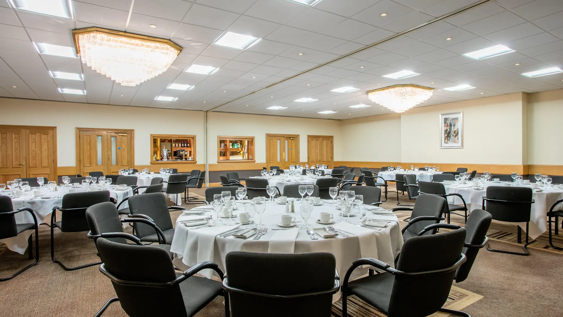 Crowne Plaza Chester By Ihg Hotel